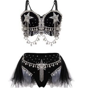 Rave outfit from @chillfitrave.